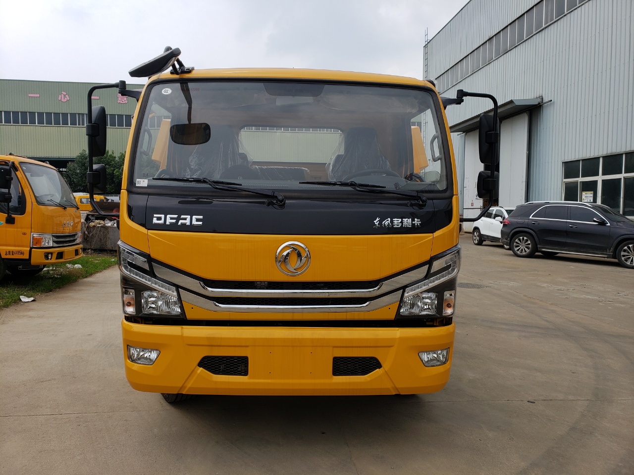 國六東風(fēng)多利卡黃牌清障車(chē)