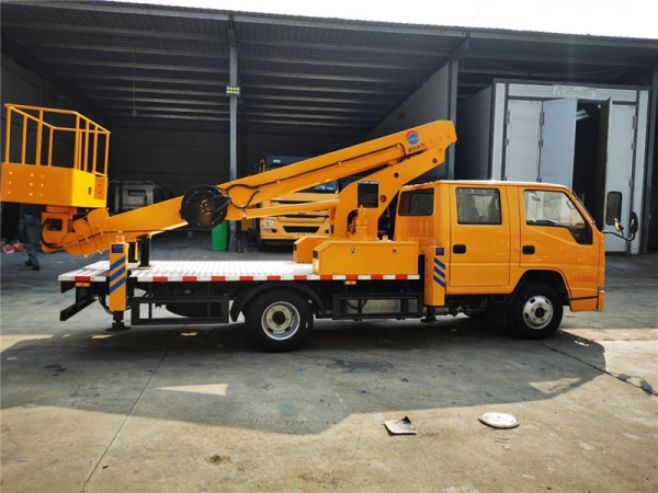 國六18S江鈴雙排高空作業(yè)車(chē)