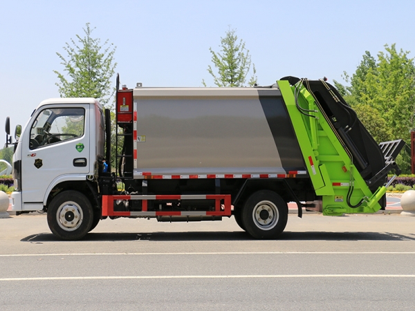 國六小多利卡 6方 壓縮垃圾車(chē)