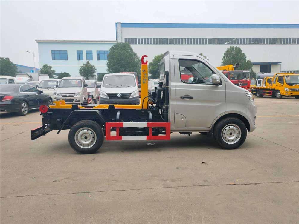 國六3-4方 藍牌長(cháng)安 勾臂垃圾車(chē)