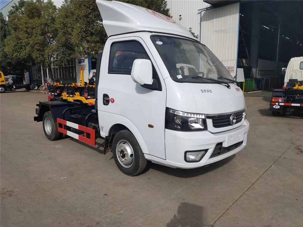 國六3-4方 藍牌東風(fēng)途逸 勾臂垃圾車(chē)