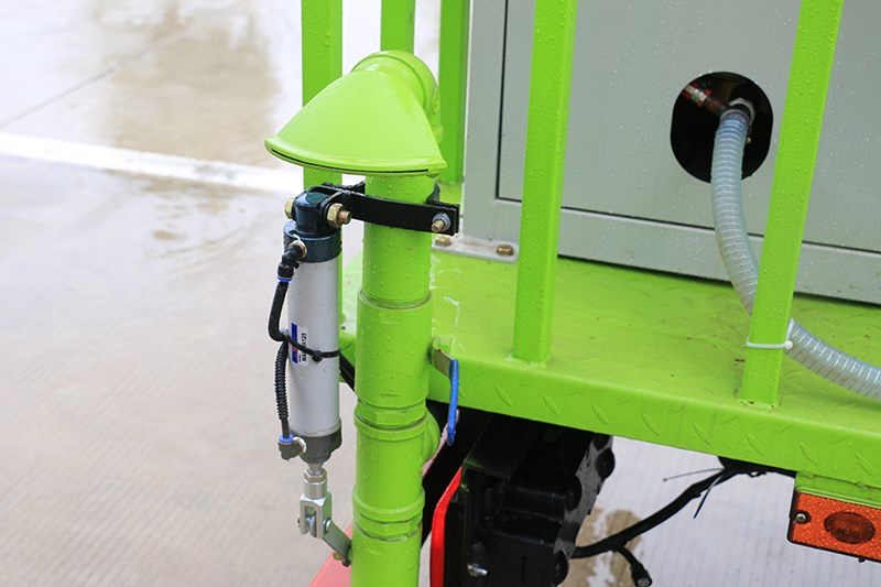 國六小福瑞卡 5噸 噴霧車(chē)