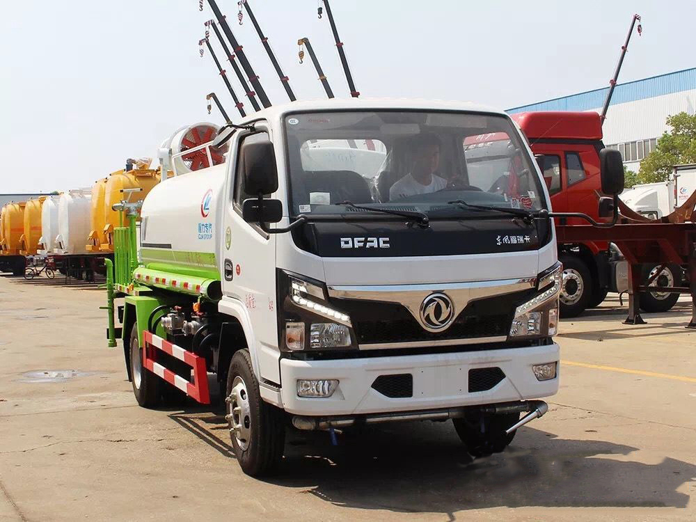 國六5方東風(fēng)D6 霧炮車(chē)30米