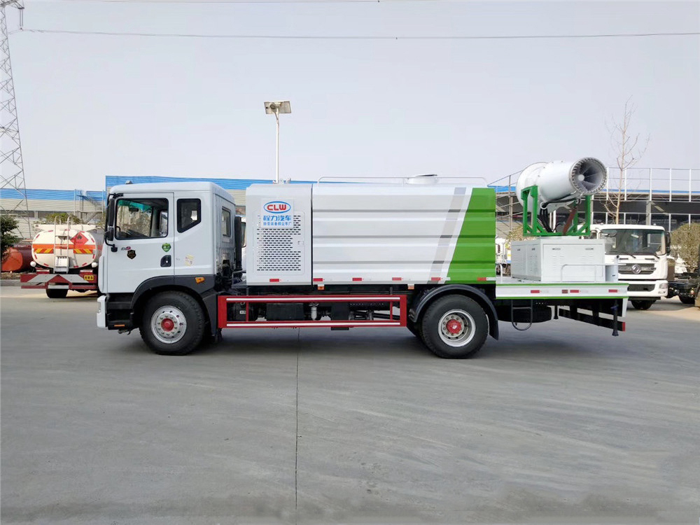 國六12方東風(fēng)D9 抑塵車(chē)50-100米