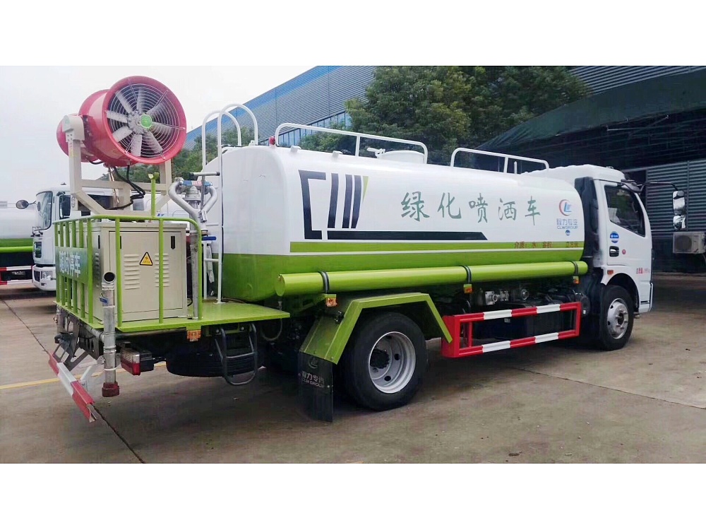 東風(fēng)大多利卡霧炮灑水車(chē)國六9立方/30-40米霧炮