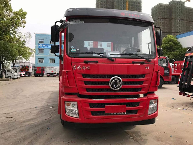 國六東風(fēng)錦程后八輪平板運輸車(chē)