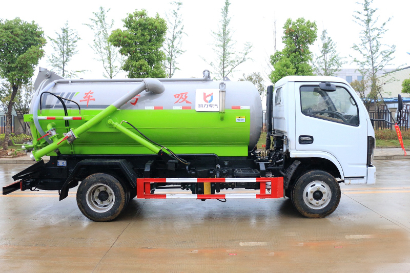 國六小福瑞卡 5方 吸污車(chē)