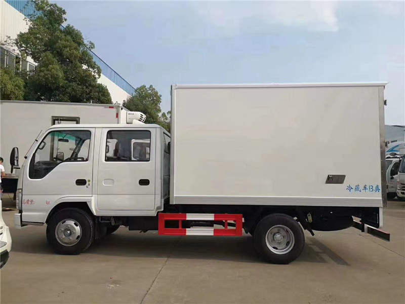 國六 慶鈴五十鈴雙排冷藏車(chē)