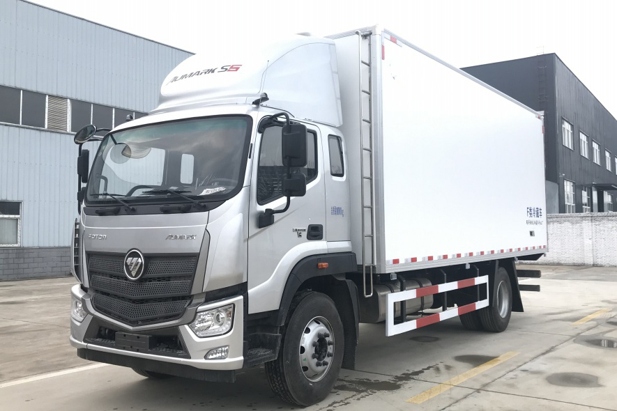 廂長(cháng)6.8米福田歐馬可S5冷藏車(chē)國六