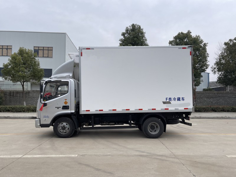 國六福田歐馬可4.2米冷藏車(chē)